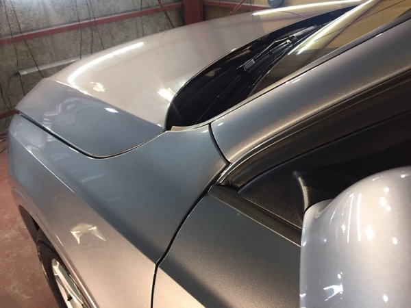 研磨と車のガラスコーティング